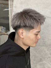 ライン(LYNE)&nbsp;メンズカット/アッシュグレージュ/刈り上げ/ショート