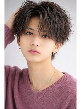 グレイバイニューヨークニューヨーク 京都北大路(Gray by NYNY) 縦落ちツイストスパイラル/京都/北大路/烏丸/メンズパーマ