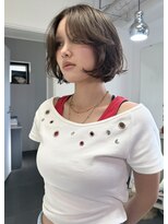 ゾーイ ダイミョウ 天神大名(ZOEY daimyo)&nbsp;福岡天神大名 ボブレイヤーカット 透明感オリーブ