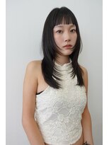 ネルケ 立川(nelke)&nbsp;顔周りレイヤーカット眉上バング暗髪ダークカラー小顔セミロング