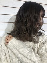 ビーヘアサロン(Beee hair salon) 【渋谷エクステ・カラーBeee/安部 郁美】A/W グレージュStyle