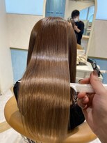 ロンド ストラーダ 心斎橋(Lond strada)&nbsp;シルキーベージュ×グレージュカラー【髪質改善/縮毛矯正】