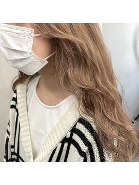 オグジュアリー 表参道(aux.) 【ayame】 ピンクミルクティーベージュ(表参道/青山)