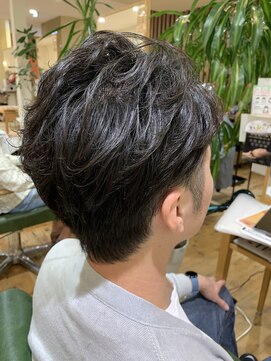 美容室 アイディー i-dee メンズパーマ