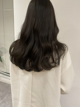 ユーフォリア 青山(Euphoria) 濃いめオリーブグレージュ＊担当ももこ