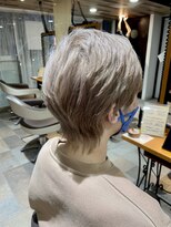 ブロッサム プラウドシティ志木本町店(Blossom) とうめい透明感ウルフカラー