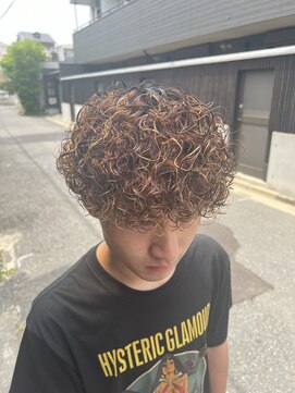 ミオ ゾーン(Mio'' ZONE) 海外風プードルパーマ