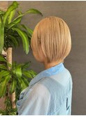 ショートボブ