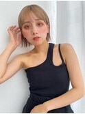 切りっぱなしボブ×ブロンドベージュ