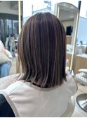 くびれボブ◎くすみベージュ細めハイライト白髪ぼかし/ブラウン
