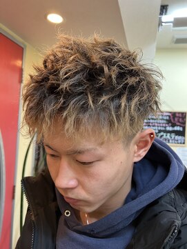 アカラ(AKALA) メンズカット