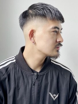 グルーマーズクレッジ 渋谷店(GROOMER/S CREDGE) スパイキーショート/ブルーブラック/フェザーパーマサーフカール