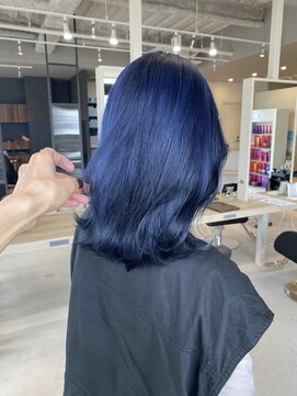 リア 布施店(Lia) ブルーカラー/ネイビーカラー