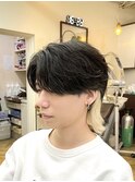 センターパートウルフ/ホワイトブロンドインナーカラー
