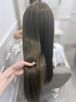 リルミー(Lilme)&nbsp;ダブルカラーオリーブベージュ＊rina/小顔/大須 /栄