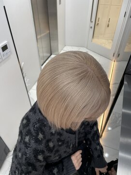 ラピス 渋谷本店(Lapis) ホワイトミルクティーベージュ