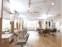 バグース ヘアーメイク アクシス(BAGUS hair make axis)