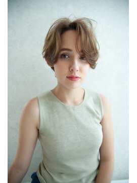 エイミー(Aimee) Aimee ゆるふわカール×透けちゃうオリーブベージュ