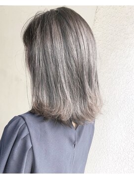 ヘアーアンドアトリエ マール(Hair&Atelier Marl) 【Marl】フォギーベージュカラーの外ハネボブ♪
