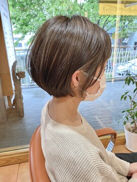 モリオフロムロンドン 原宿本店(morio from London) 【morio原宿】耳かけ丸みショート ナチュラルインナーカラー