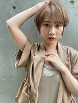 ワン バイ ジエクト(One by The Ect)&nbsp;大人可愛いショート×ミルクベージュ×外国人風ダブルカラー