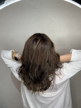 セシルヘアー なんば店(Cecil hair) ハイライトカラー