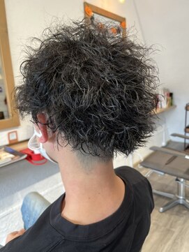 ペアツリー(Pear tree) ツイスト×ツーブロ　【ツイストパーマ】