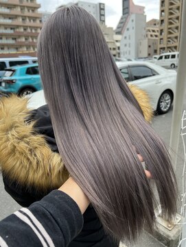 テテ(TETE) グレージュ　心斎橋×長堀橋