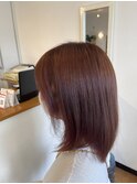 ナチュラルなピンクグレージュ