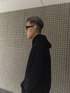 メリケンバーバーショップ フクオカ(MERICAN BARBERSHOP FUK) 上質スキンフェード