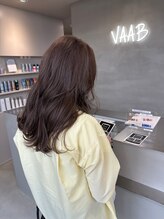 ハイトーンやカラーが人気だからこそ、「髪質ケア」にもこだわっております