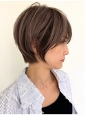 ハイライト白髪ぼかしダブルカラーインナーカラーショートボブ