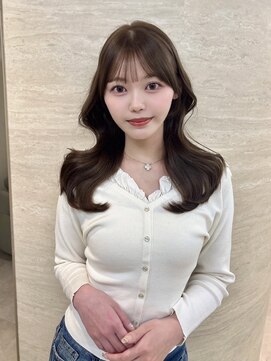 ヴェイナゴヤ(VEYY. nagoya) ヘーゼルベージュ/ミディアムレイヤー/前髪カット/透明感