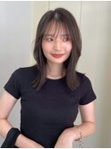 セミロング レイヤーカット くびれヘア シースルーバング 20代