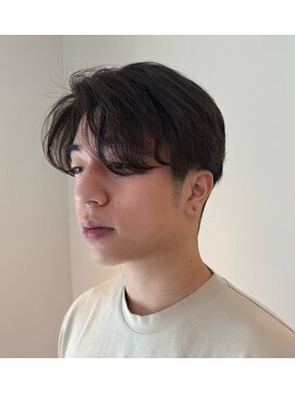 コンベックス(convex) 【メンズ】ナチュラルパーマで雰囲気◎