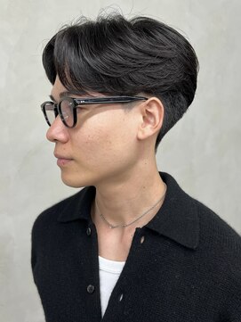 ニコ トウキョウ 渋谷(nico TOKYO) 刈り上げセンターパートテーパーフェードカットニュアンスパーマ