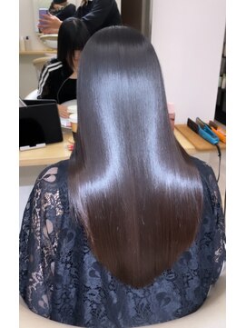 サンド 池袋(sand) 乾かすだけでまとまる艶髪ストレート