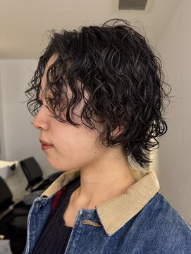 ナループロアツム(Nalu pu loa Tsum) ショートウルフパーマ/くるくるパーマ/ウェーブパーマ/レイヤー