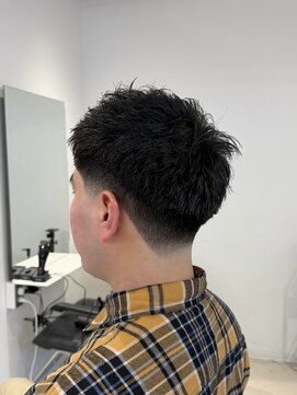 アコロン(acoron.) フェードカット/テーパーフェード/フェード/池袋メンズカット