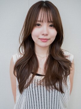 トローノ 栄(TRONO) ロングレイヤー 顔周りカット 20代 髪質改善 透明感カラー