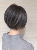 グレージュ/くすみベージュ/細めハイライト