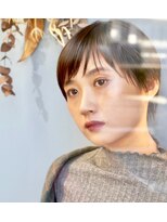 スリーヌーン(THREE noon)&nbsp;透明感エッジショートダブルバングブランジュショートボブ