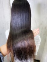 アンフィドットドゥルドゥ(AnFye.dueldo)&nbsp;ジュエリーシステム×LULUトリートメント×縮毛矯正で艶髪♪