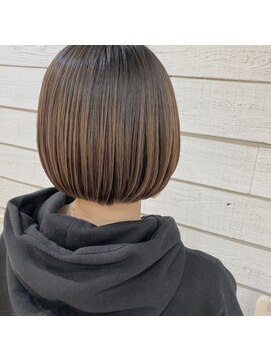 フチュール(futur) コンパクトボブ☆