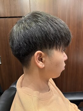 ヒロギンザ 池袋 サンシャイン通り店(HIRO GINZA) 耳だしマッシュ