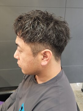 ニアウ 伊勢崎連取店(Niau) 刈り上げアップバングショートツイストスパイラルパーマ