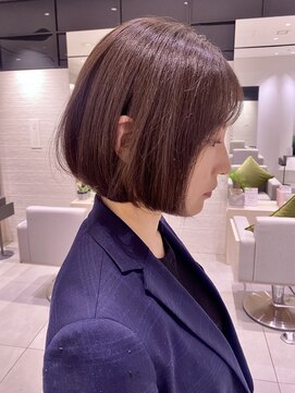 ステア ケース(stair case) 肩上丸みボブ顔まわり前髪カット髪質改善トリートメント