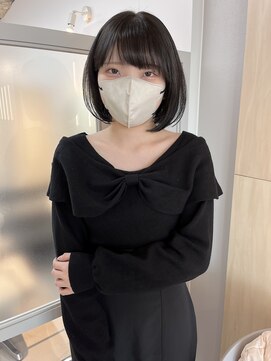 シダ(sida SAIIN) 20代30代シアーダークグレーやわらかボブ