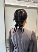 ちょっと癖ありツインヘア