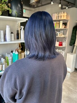 ディーエックス ウエスト(Dxxxx WEST) ブルーブラック×外ハネ